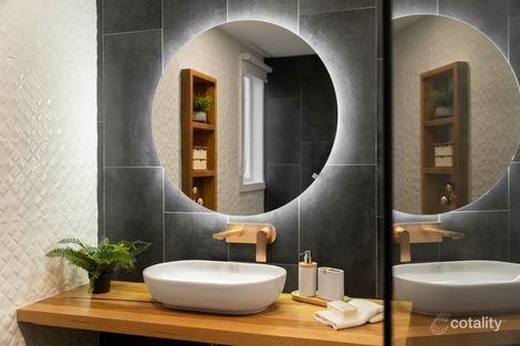 Property photo of 17 White Avenue Romsey VIC 3434