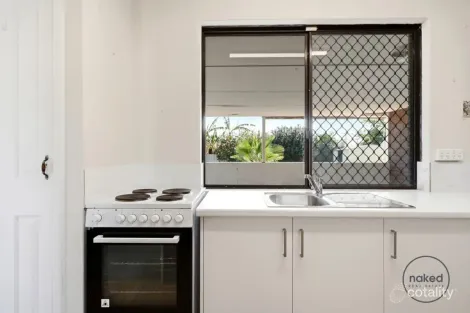 Property photo of 8 Carson Court Gosnells WA 6110