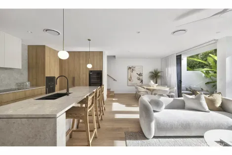4/81 Salerno St, Surfers Paradise, QLD 4217