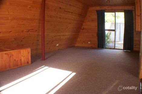 Property photo of 4 Stockdale Avenue Sisters Beach TAS 7321