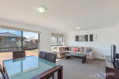 Property photo of 34 Refshauge Crescent Macgregor ACT 2615