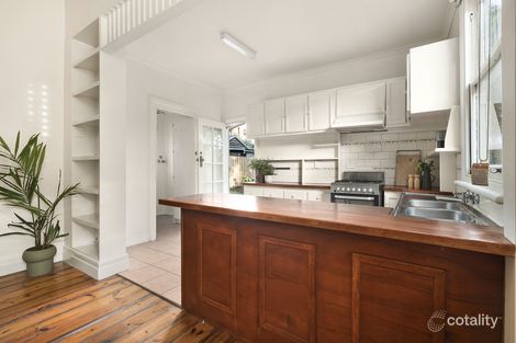 Property photo of 18 Orient Grove Brunswick VIC 3056