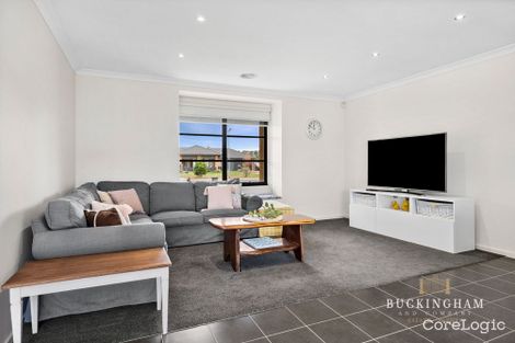 Property photo of 32 Parrot Drive Whittlesea VIC 3757