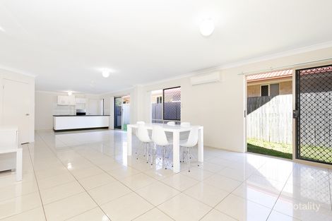 Property photo of 2 Freeman Place Bracken Ridge QLD 4017