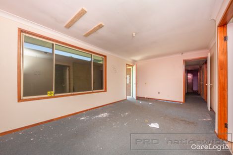 Property photo of 30 Cedar Close Metford NSW 2323