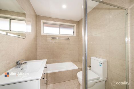 Property photo of 18 Woodgate Crescent Cranebrook NSW 2749
