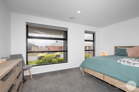 Property photo of 60 Willoby Drive Alfredton VIC 3350