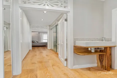 Property photo of 16 Bright Street Newtown QLD 4305