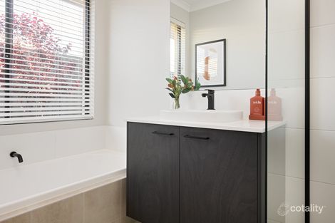 24 Lavender Rd, Henley Brook, WA 6055