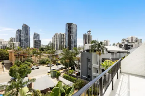 Property photo of 14/24 Second Avenue Broadbeach QLD 4218
