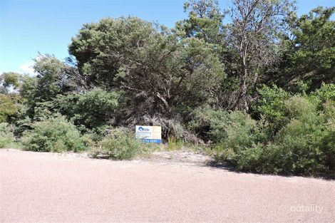 16 Pacific Ct, Golden Beach, VIC 3851