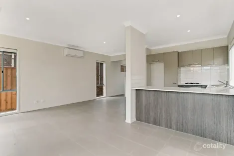 Property photo of 98 Grassbird Drive Point Cook VIC 3030