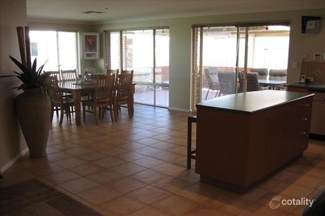 Property photo of 5 Hedges Place Burekup WA 6227