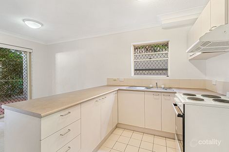 Property photo of 1/124 Carmody Road St Lucia QLD 4067