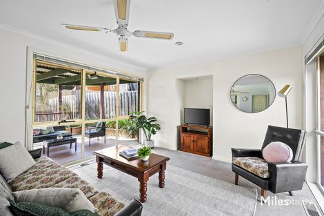 Property photo of 2 Para Road Lower Plenty VIC 3093