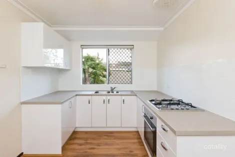 1a Kelly Rd, Girrawheen, WA 6064