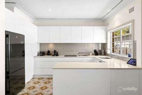 24 Ocean View Rd, Freshwater, NSW 2096