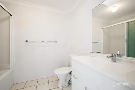 Property photo of 4/17 Cupania Place Elanora QLD 4221