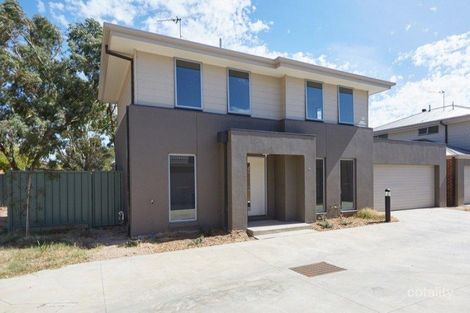 Property photo of 9/3 Shamrock Street Golden Square VIC 3555
