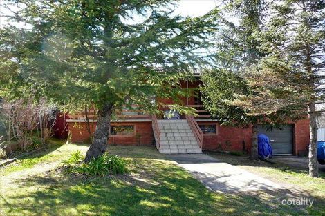 12 Maple Gr, Wentworth Falls, NSW 2782