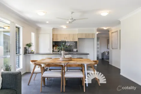 Property photo of 10 Corymbia Close Narangba QLD 4504