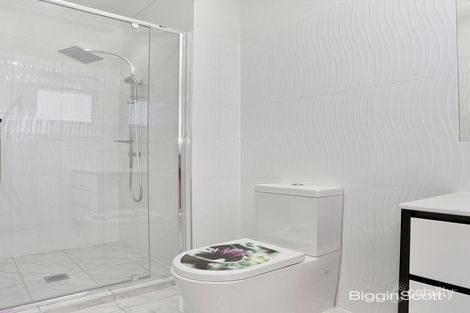 Property photo of 1/14 Moira Grove Glen Waverley VIC 3150