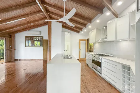Property photo of 2 Lydia Street Smithfield QLD 4878