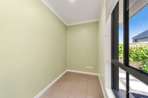 Property photo of 13 Singelton Court Emerald QLD 4720