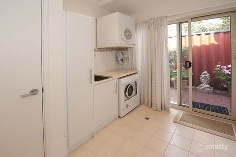 Property photo of 8 Warner Court Manning WA 6152