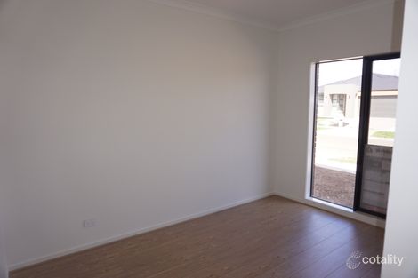 Property photo of 3 Lafayette Crescent Point Cook VIC 3030