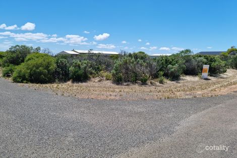 15 Shearwater Way, Thompson Beach, SA 5501