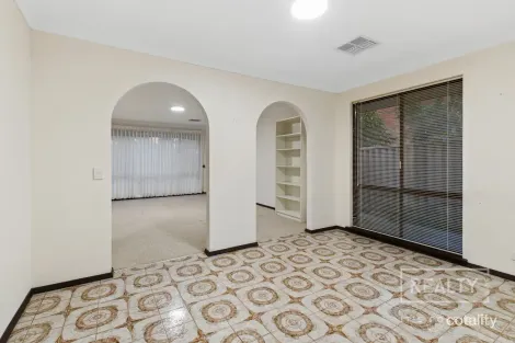 Property photo of 17 Martock Way Karrinyup WA 6018