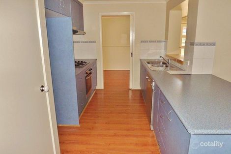 Property photo of 8 Fern Close Newborough VIC 3825