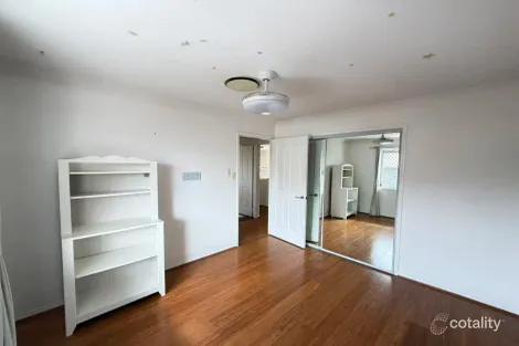 Property photo of 6 Troon Place Carindale QLD 4152