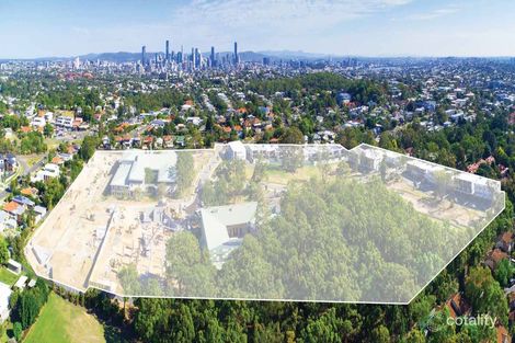 Property photo of 1/9 Tallowwood Street Seven Hills QLD 4170