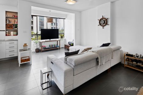 9/15 Pacific St, Main Beach, QLD 4217