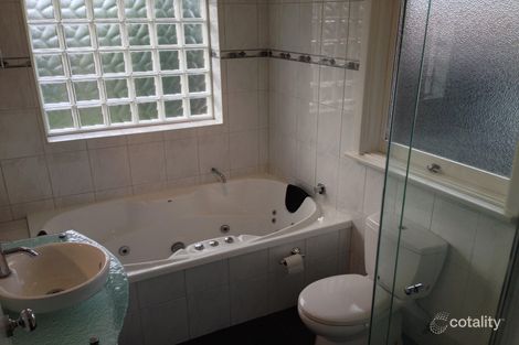 Property photo of 4 Hooper Crescent Brunswick West VIC 3055