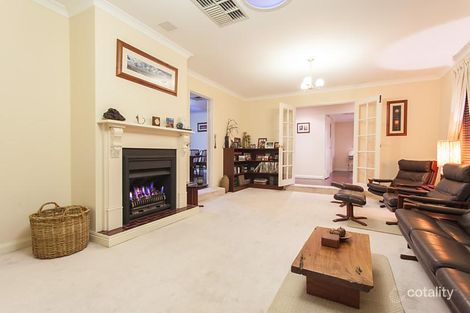 Property photo of 10 Dardanup Green Gwelup WA 6018