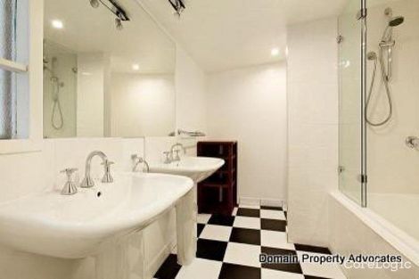 Property photo of 30 Hambleton Street Albert Park VIC 3206