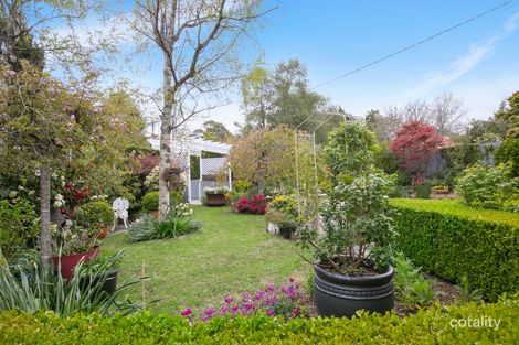 164 Blaxland Rd, Wentworth Falls, NSW 2782