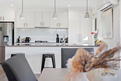 18 Bruce Taylor Cct, Korora, NSW 2450