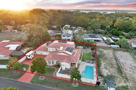Property photo of 38 Renoir Crescent Forest Lake QLD 4078