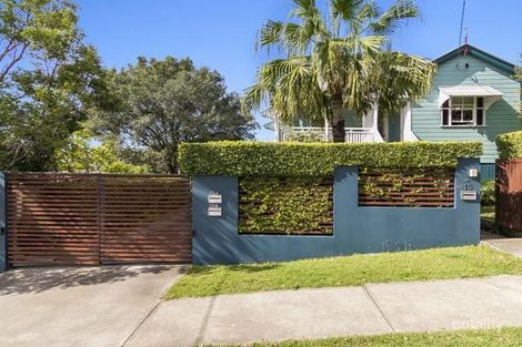 Property photo of 15 Thorpe Street Balmoral QLD 4171