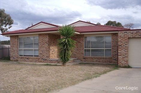 Property photo of 5 Boyd Place Tolland NSW 2650