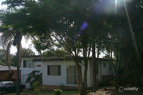 4 Lergessner St, Biggera Waters, QLD 4216