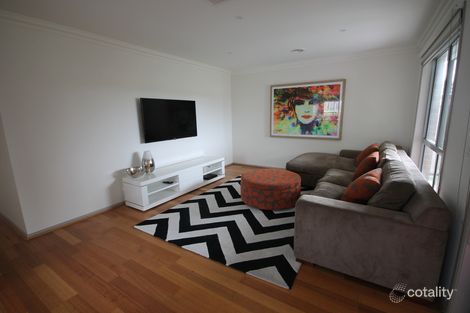 Property photo of 24 Breenview Place Doreen VIC 3754