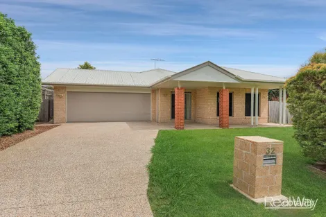 32 Possumwood Pl, Flinders View, QLD 4305