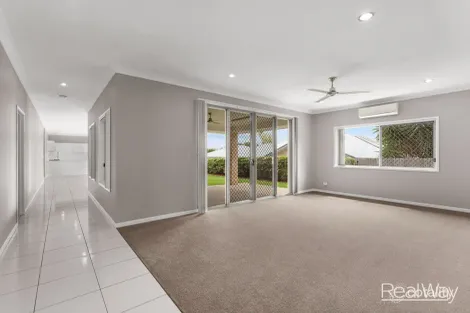Property photo of 32 Possumwood Place Flinders View QLD 4305