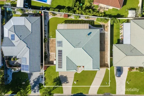 Property photo of 20 Foxhill Place Banora Point NSW 2486