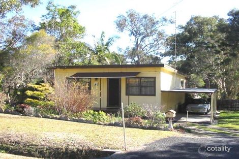 42 Sabrina Ave, Bateau Bay, NSW 2261